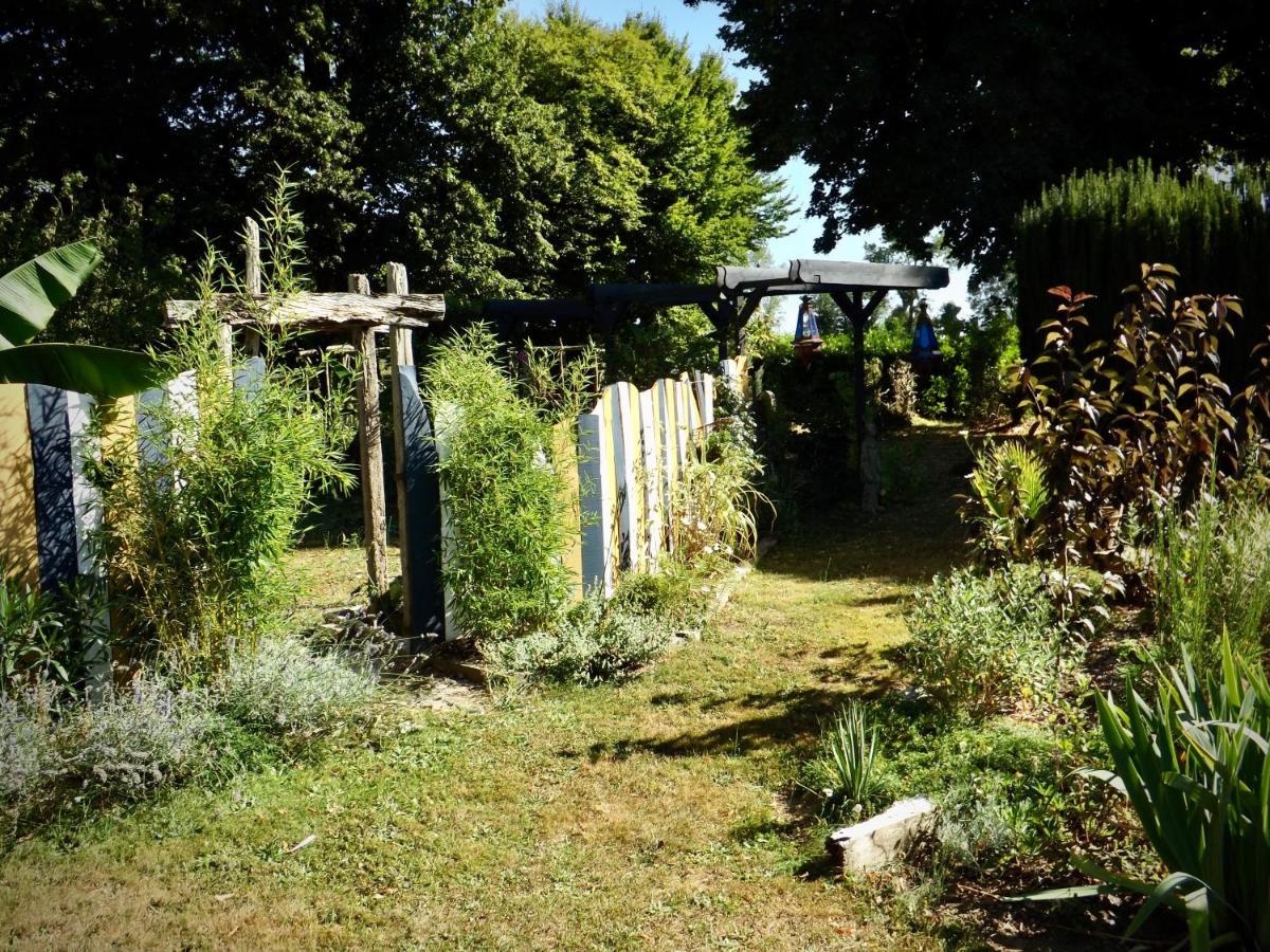 Domaine De Lalat - B&B With En-Suite Bathrooms All Rooms With Garden Views Montembœuf Exterior foto