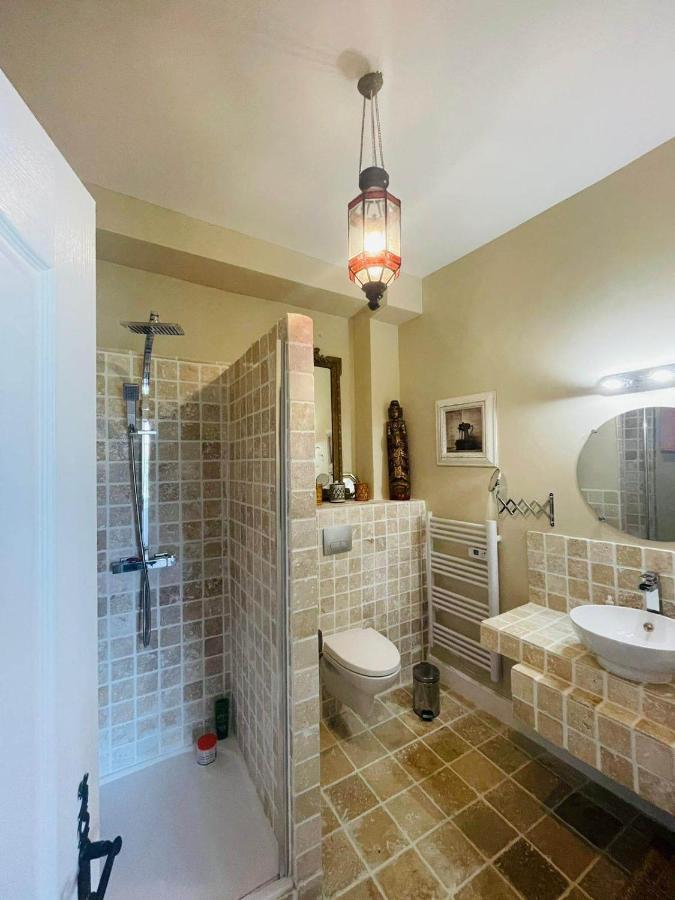 Domaine De Lalat - B&B With En-Suite Bathrooms All Rooms With Garden Views Montembœuf Exterior foto